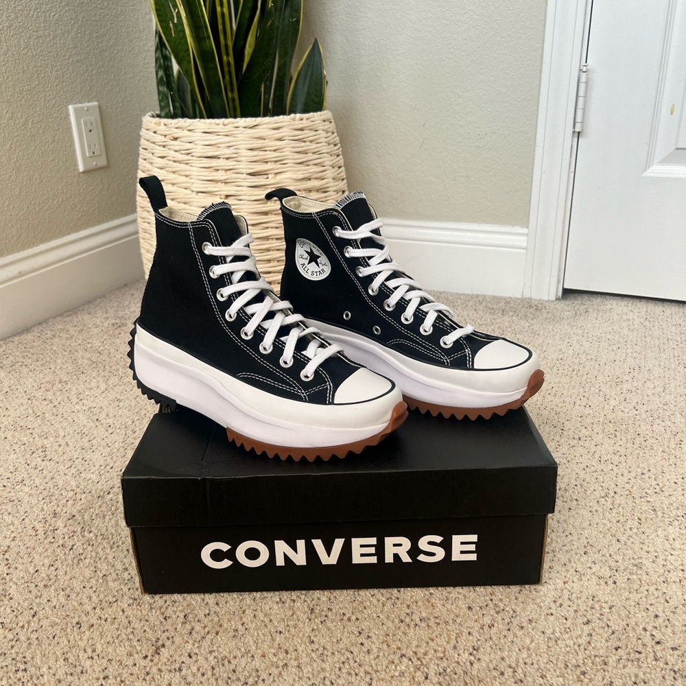 CONVERSE CHUCK TAYLOR Run Star Hike Canvas Platform